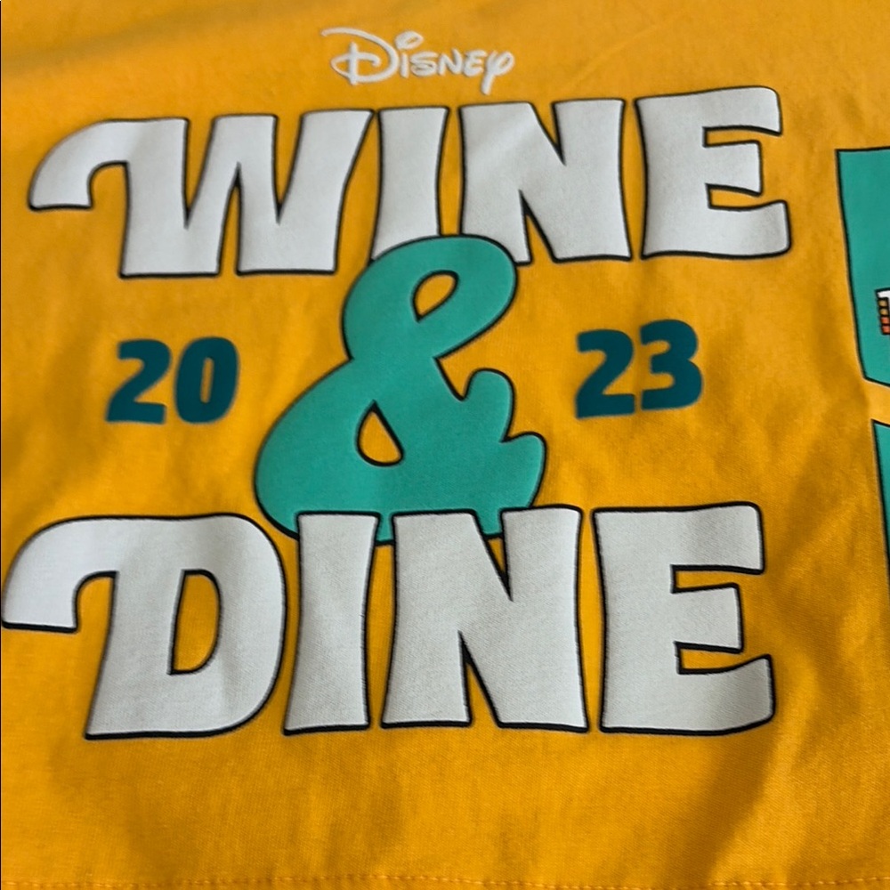 Disney Vibrant Yellow Wine & Dine Shirt size medium nwt spirit jersey - Picture 2 of 9